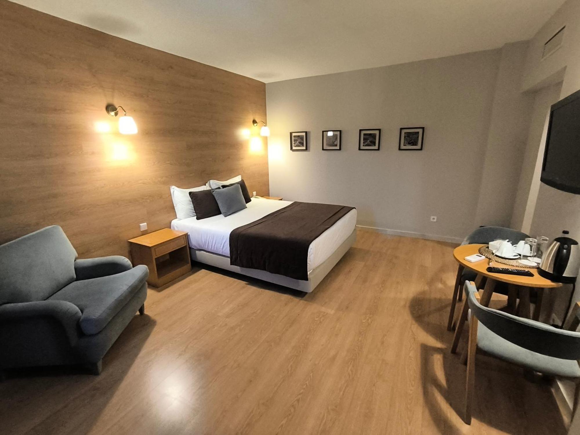 Douro Marina Hotel & Spa Resende Eksteriør billede